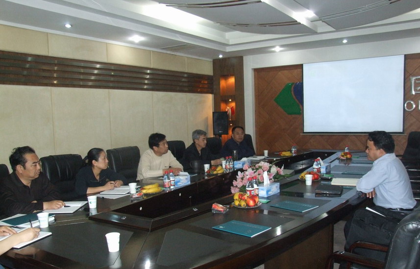 上海復星醫藥（集團）高級投資總監李德強來我公司考察